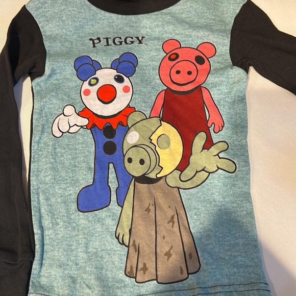 Roblox Piggy pajama shirt only nwt - Picture 3 of 6